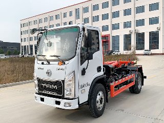三环创客蓝牌勾臂垃圾车